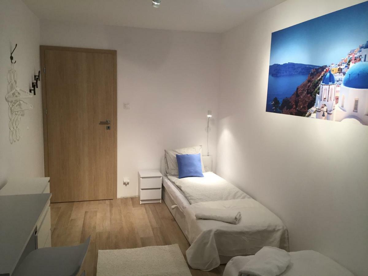 6 Cities Rooms Βαρσοβία Εξωτερικό φωτογραφία